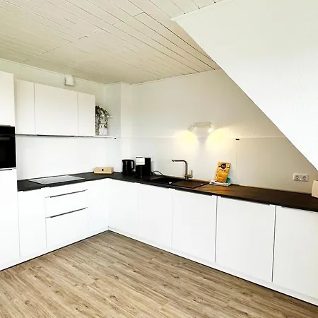 Maisonette In Mit 2 Balkone