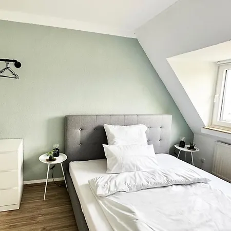 Maisonette In Mit 2 Balkone كريفيلد