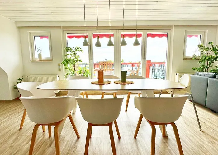 Maisonette In Mit 2 Balkone كريفيلد